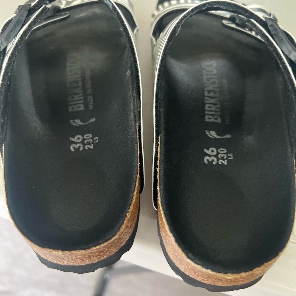 Birkenstock Black and White Zebra Print Sandals Anthropologie Sold Out Sz 6 - Picture 11 of 13
